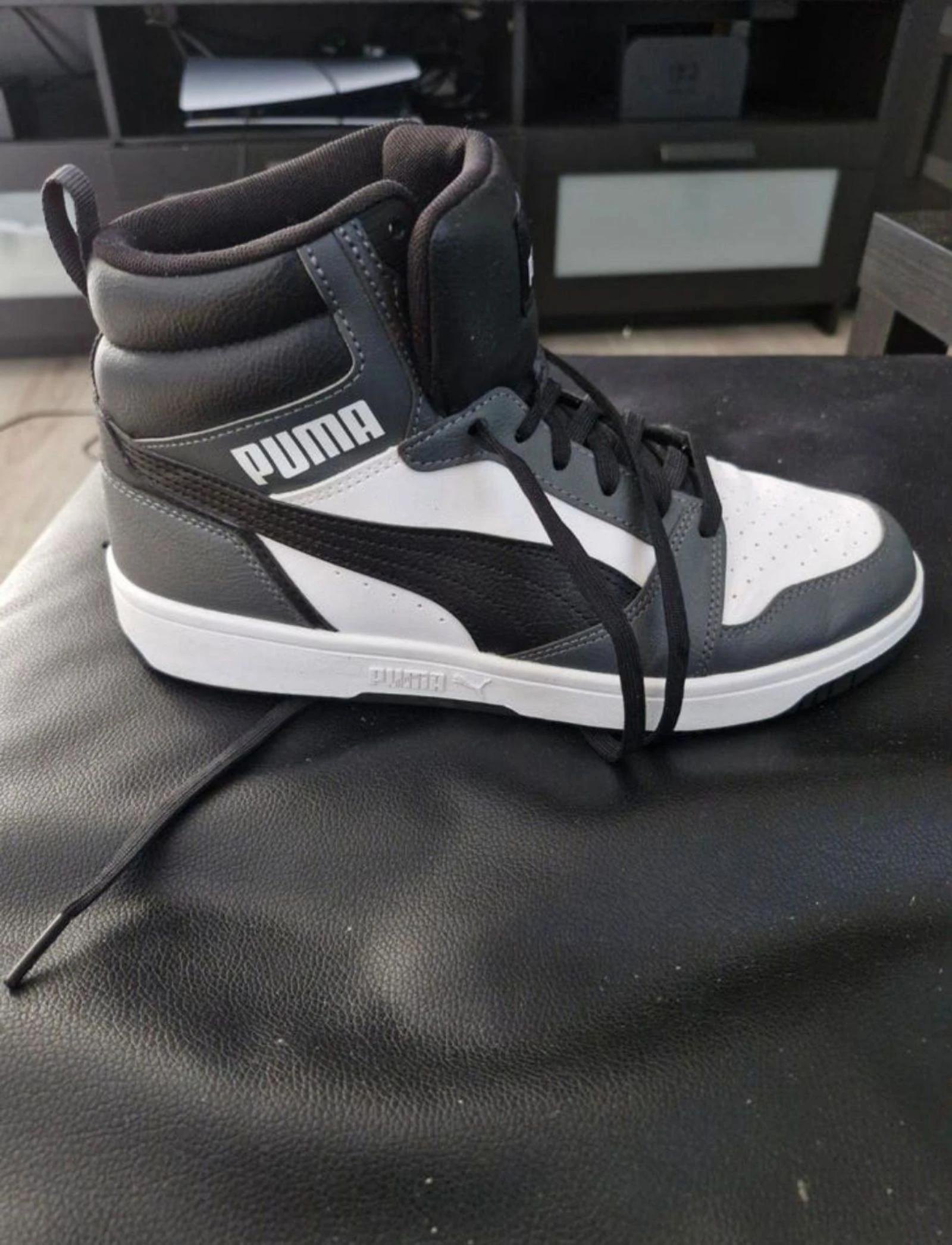 Puma Rebound Joy Sneakers - Black, White, Grey – photo 8